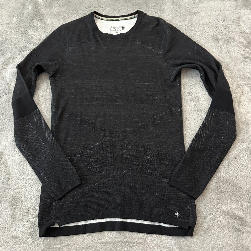 Cosy and Stylish Smartwool Women's Black Crew Neck Sweater